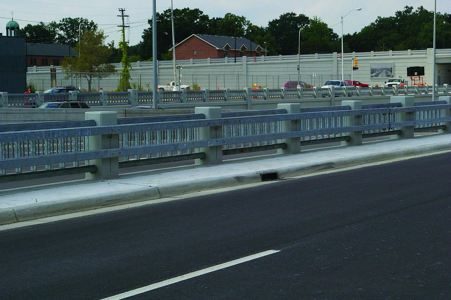 Michigan 102 Guardrail 02