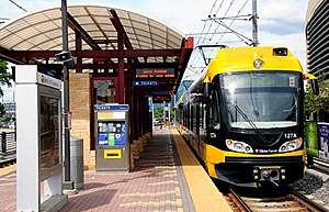 Metro Transit Hiawatha Platform