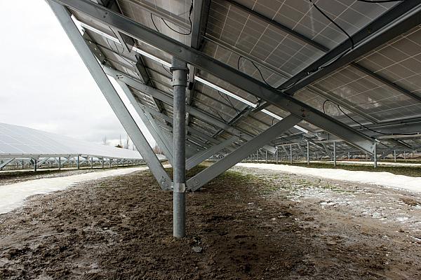 Galvanized steel in soil