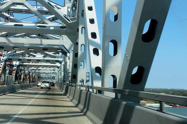 Huey P Bridge Renovation