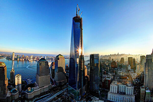 One World Trade Center Spire 01