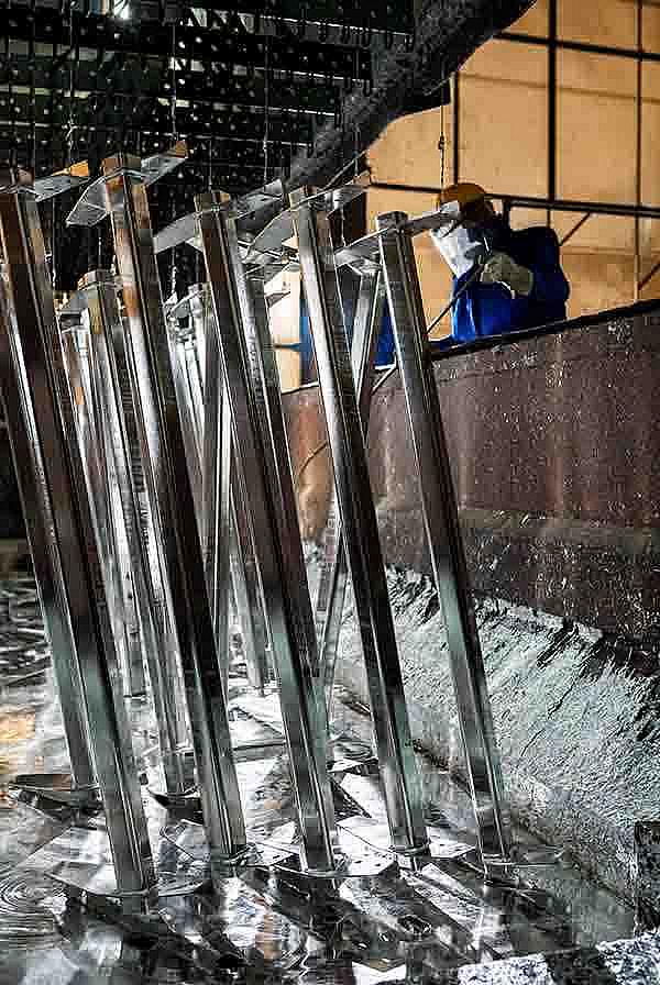 Galvanized fabrication withdrawn kettle 2